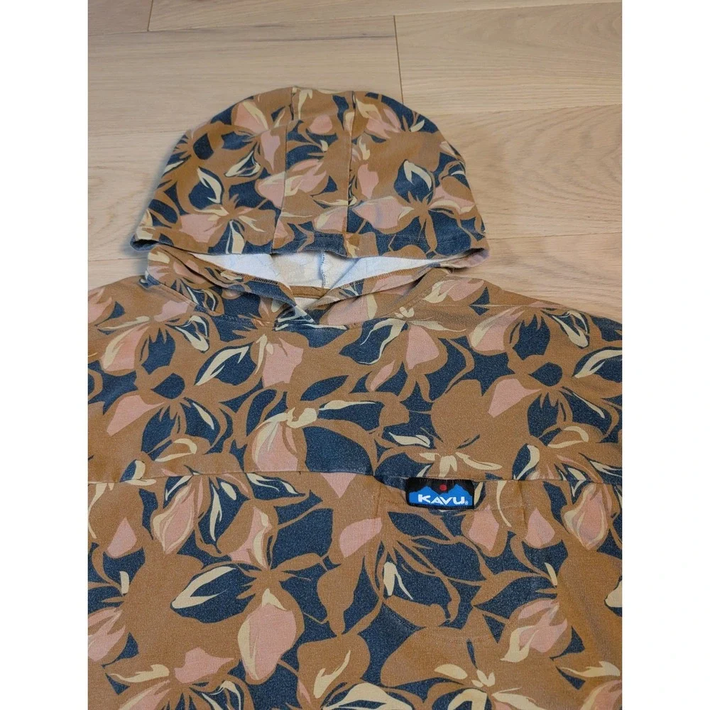 Kavu floral pullover